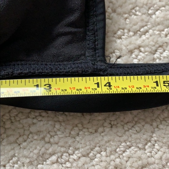 NEW Canada 🇨🇦 leaf halter style bikini top Med - Picture 5 of 9